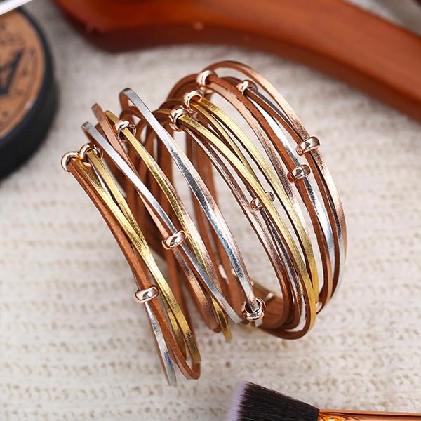 bracelet fantaisie multicouches en cuir | Casse les prix